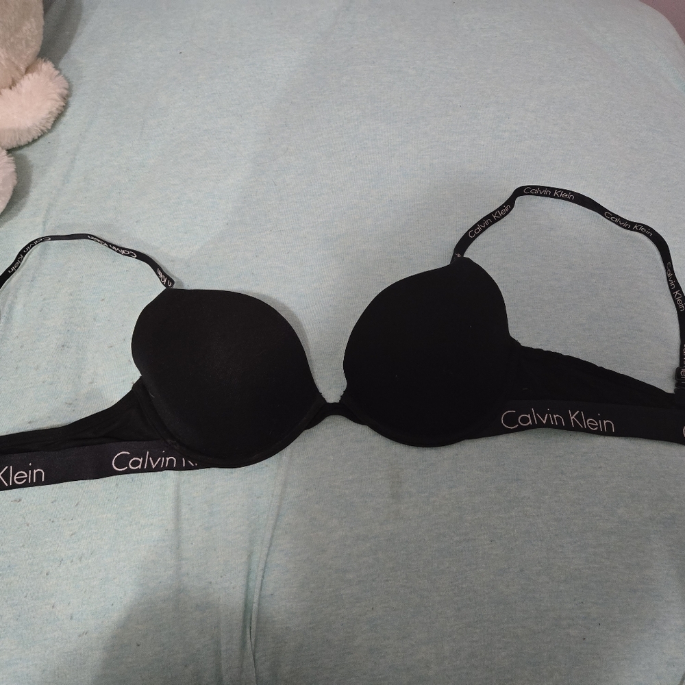 Calvin Klein bra size 34B